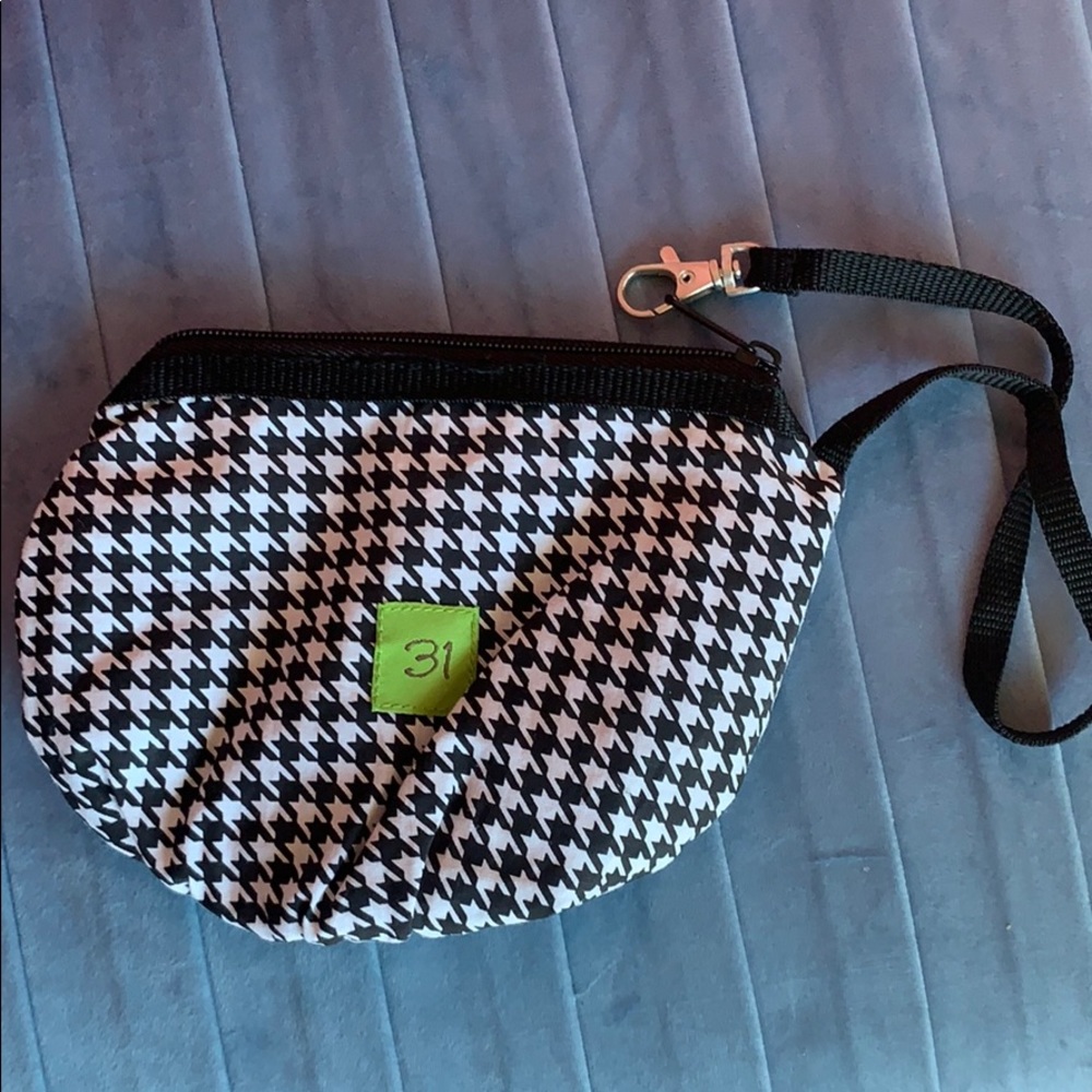 NWOT 31 change purse - Picture 2 of 4